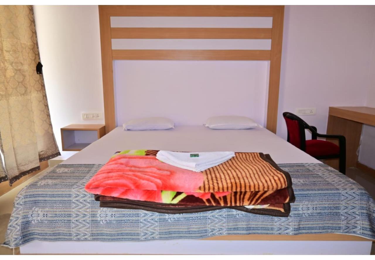 Moon Shine Garden Resort Lakshmanpur المظهر الخارجي الصورة
