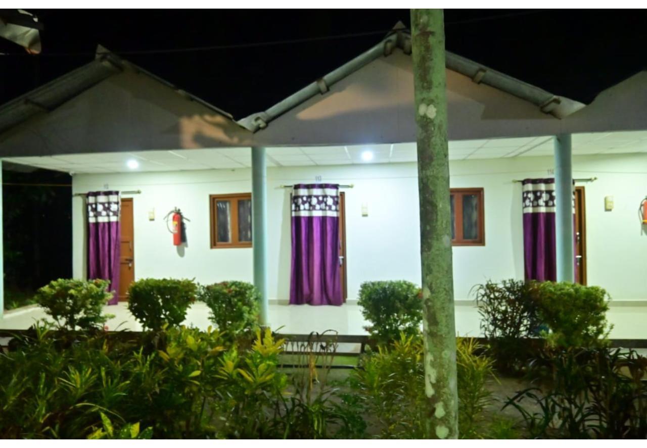 Moon Shine Garden Resort Lakshmanpur المظهر الخارجي الصورة